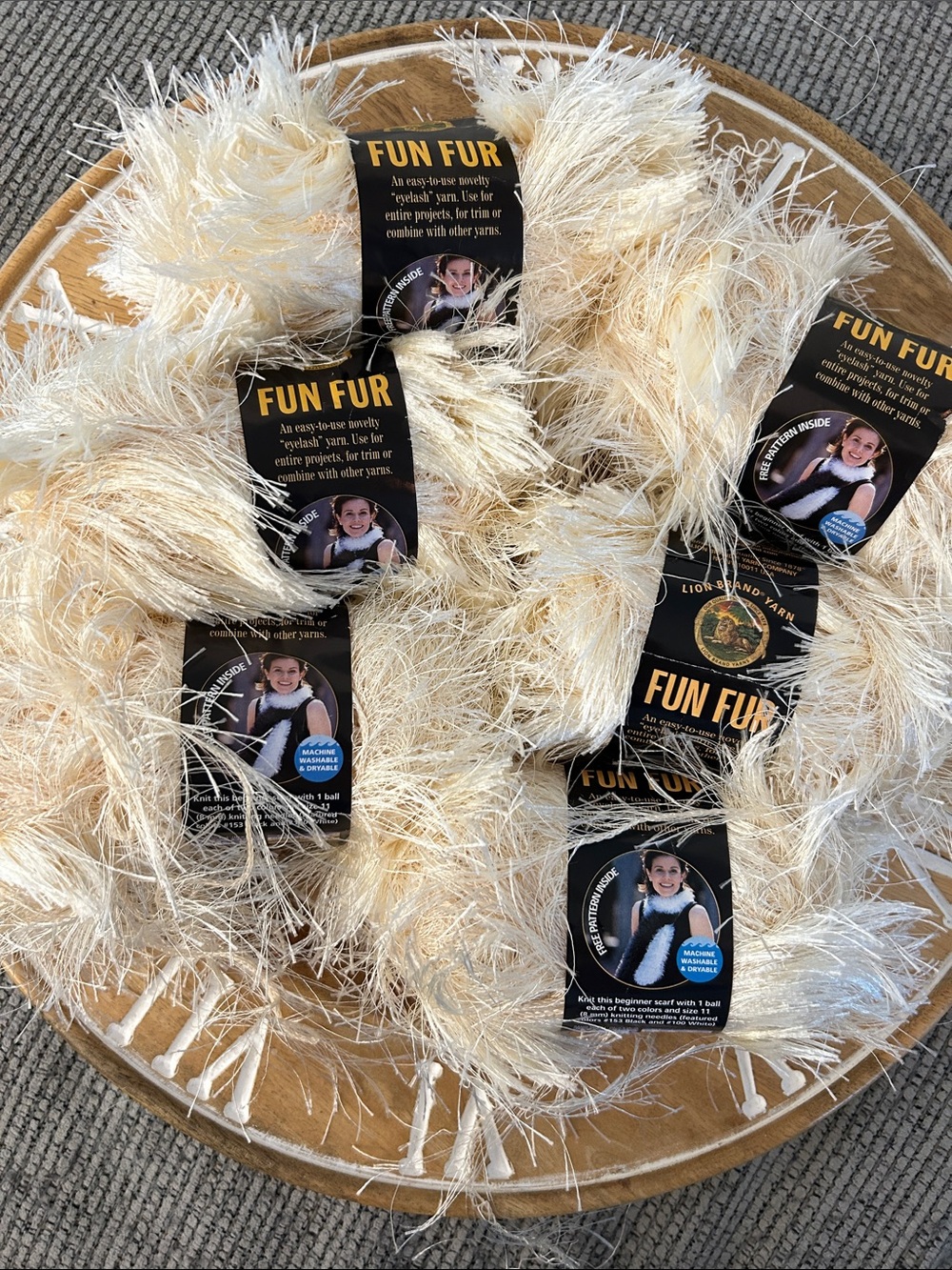 Lion brand Fun Fur Eyelash Yarn NEW x6 skeins ivory (2 dye 2584; 4 dye 42214)